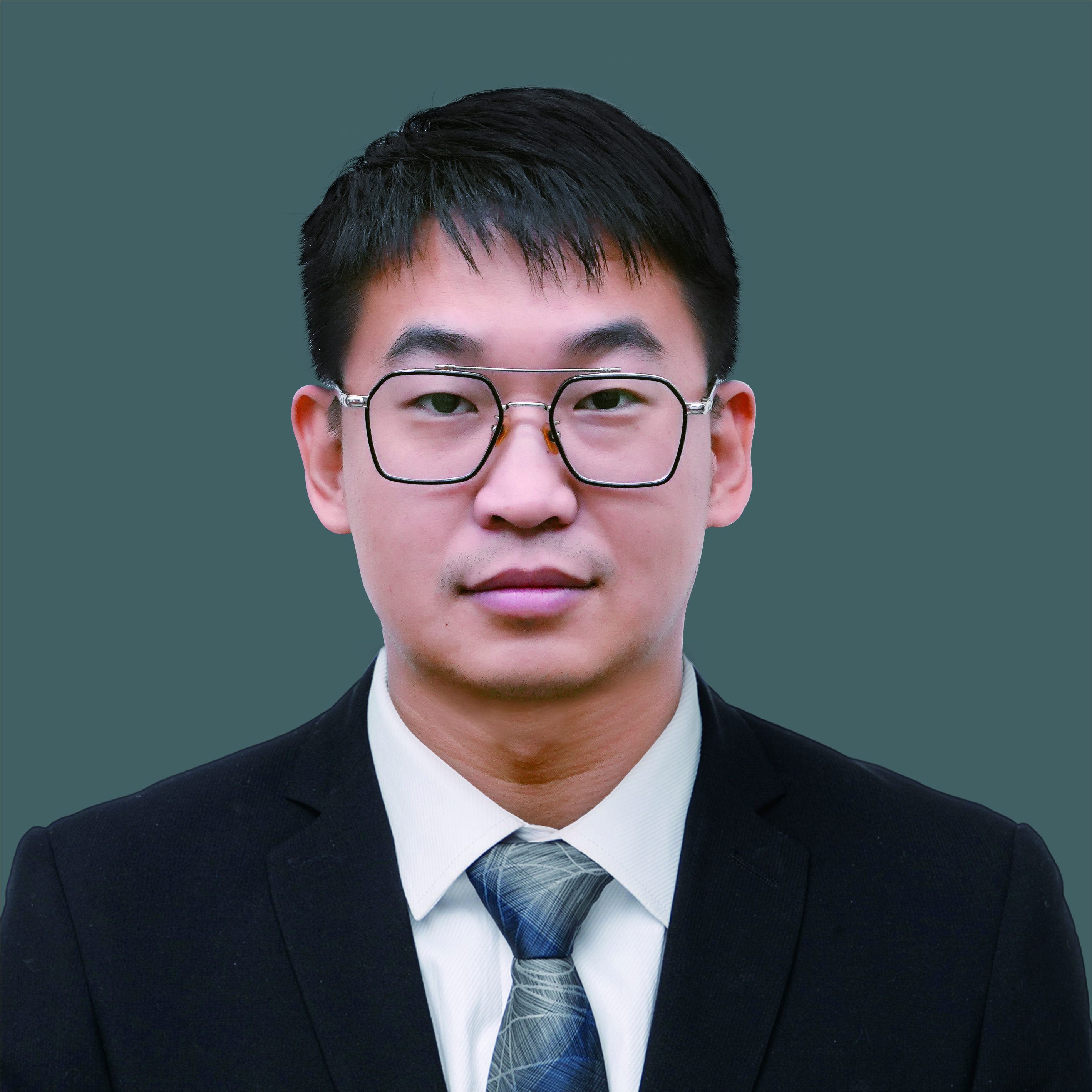 冯 刚 冯 刚